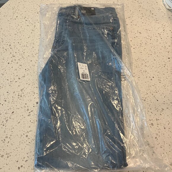 NWT Express High Waisted ‘90s Slim Hyper Stretch Jeans Size 6 Regular - Picture 9 of 10